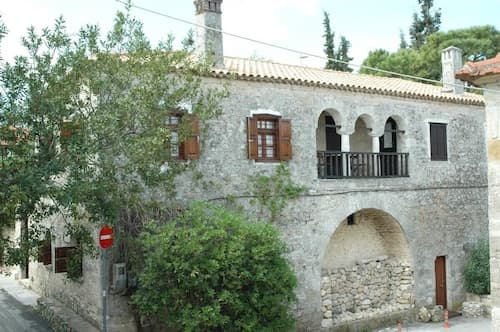 Budget Stays in Áfytos, Greece: Sleep Cheap, Eat Well