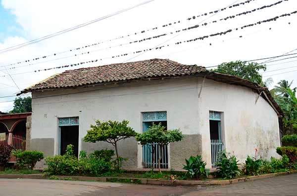 Diriomo, Nicaragua: Travelling in Style Through a Colonial