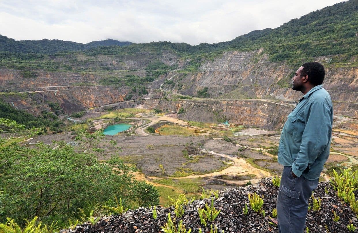Panguna, PNG: Standing in the Shadow of the Pit