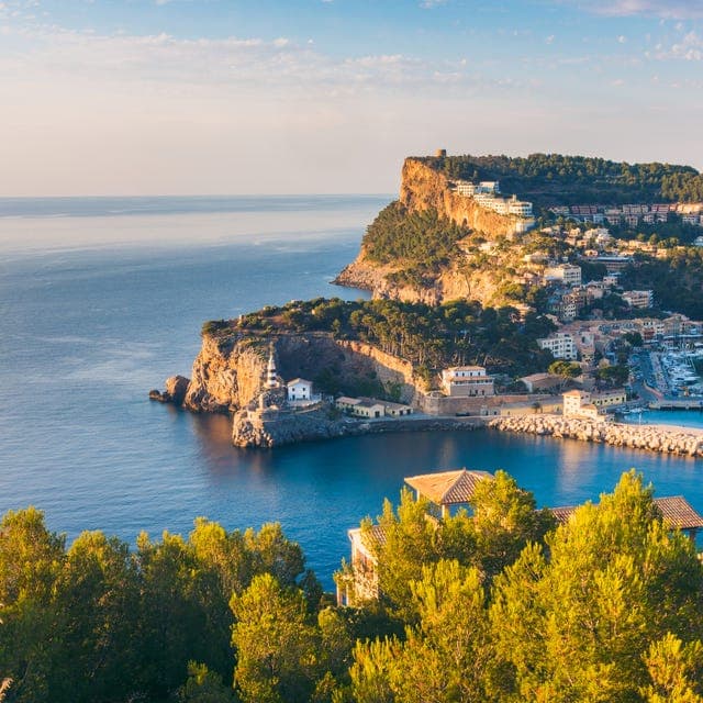 Summer weather wisdom for travel including climate tips for Europe, Asia, and tropical destinations