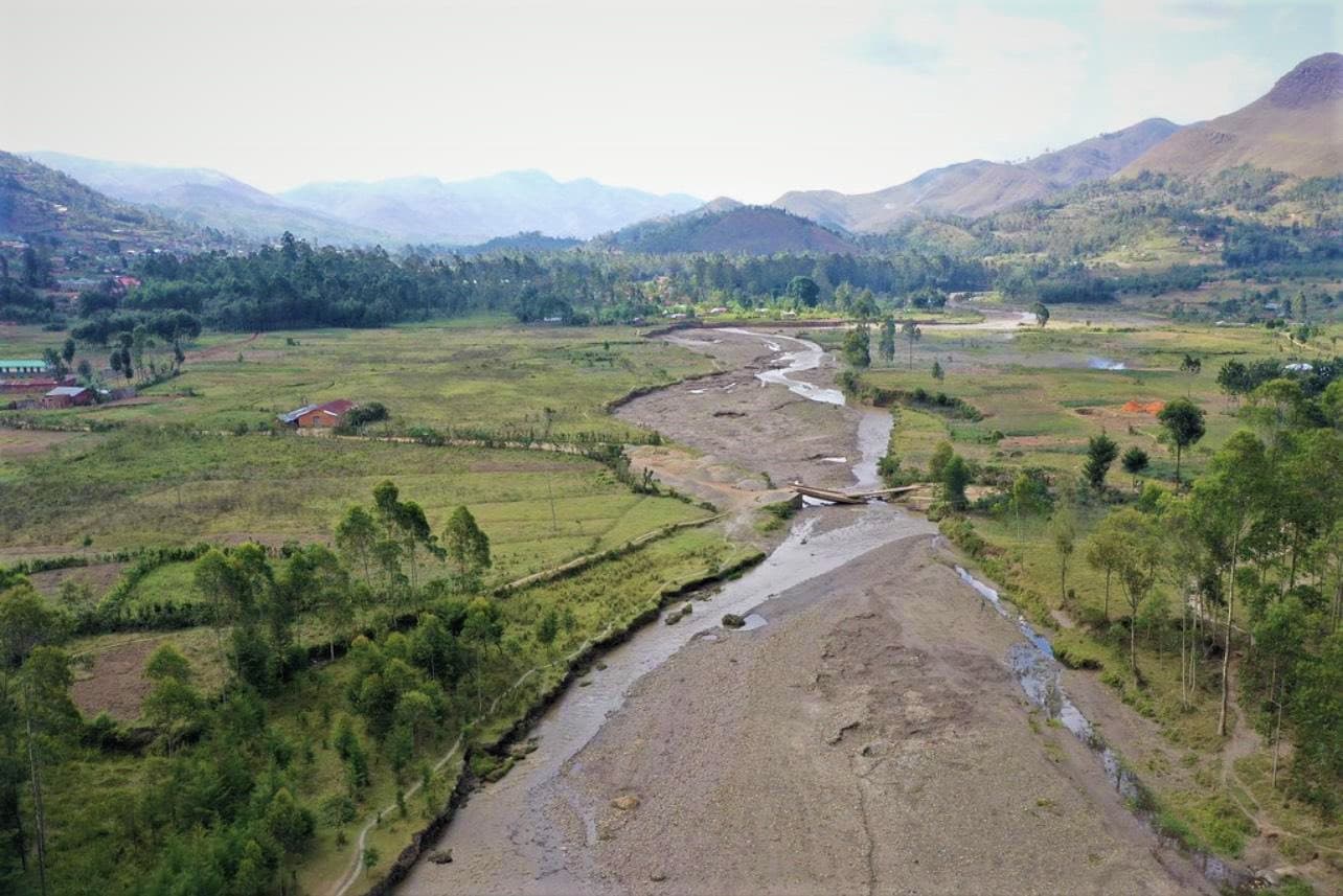 Luzinzi River, Kaziba Chiefdom, South Kivu, DRC.jpg